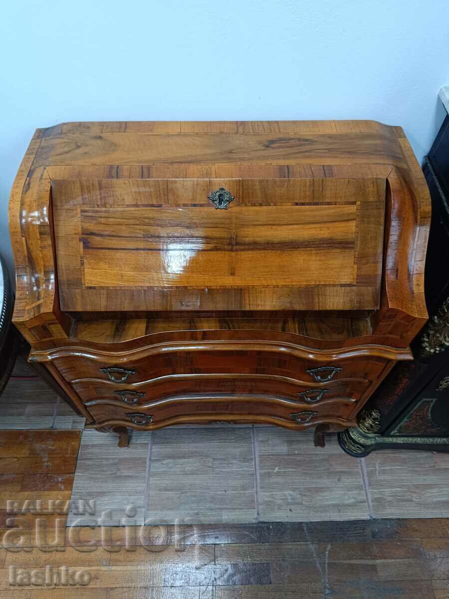 Old desk, secretary with price 1299.99 BGN | € 664.67