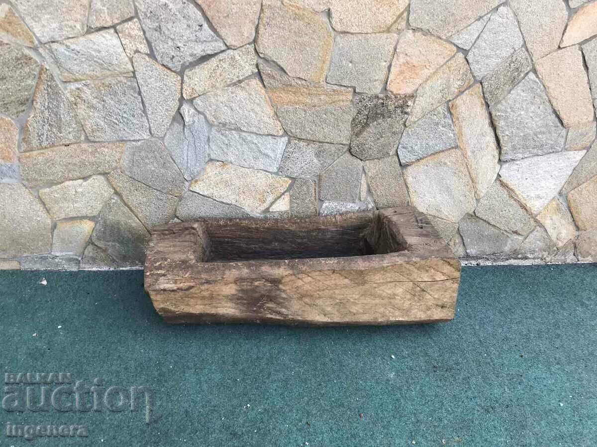 Delivery of TRUNK WOOD DISH ONION FROM A WHOLE PIECE OF PIG PAN Delivery of TRUNK WOOD DISH ONION FROM A WHOLE PIECE OF PIG PAN