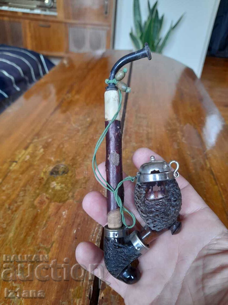 Licitație O țeavă veche Licitație O țeavă veche