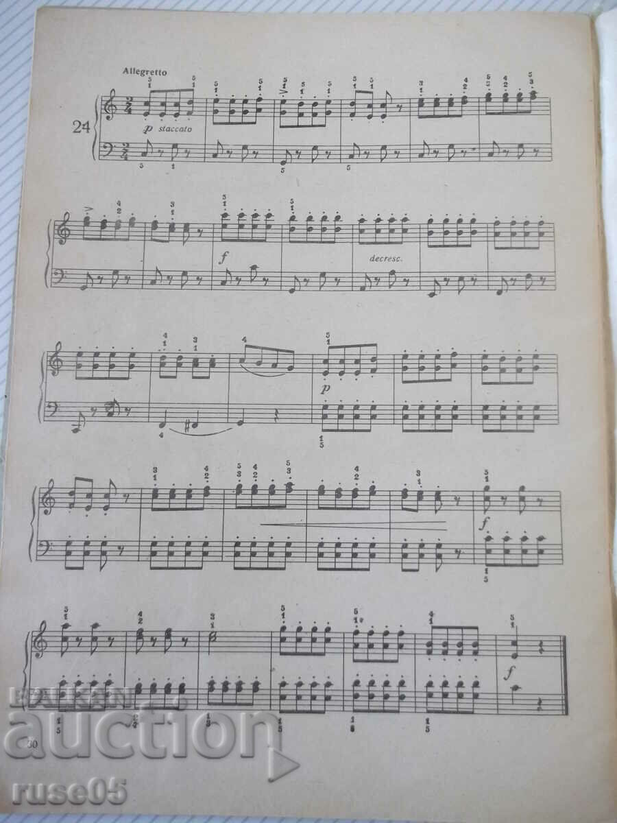 Sheet music "Etudes for piano - Duvernois" - 32 pages. - 6 Sheet music "Etudes for piano - Duvernois" - 32 pages. - 6