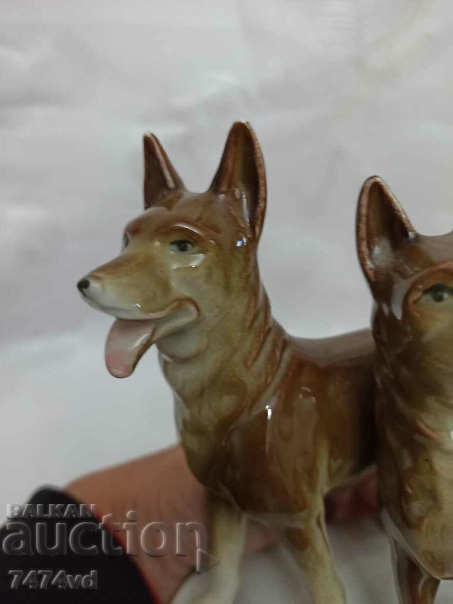 Companie de porțelan plastic - Doi câini ciobanești - 7