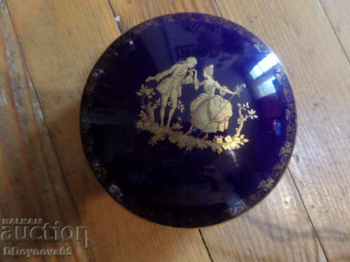 Author porcelain box Limoges France Author porcelain box Limoges France