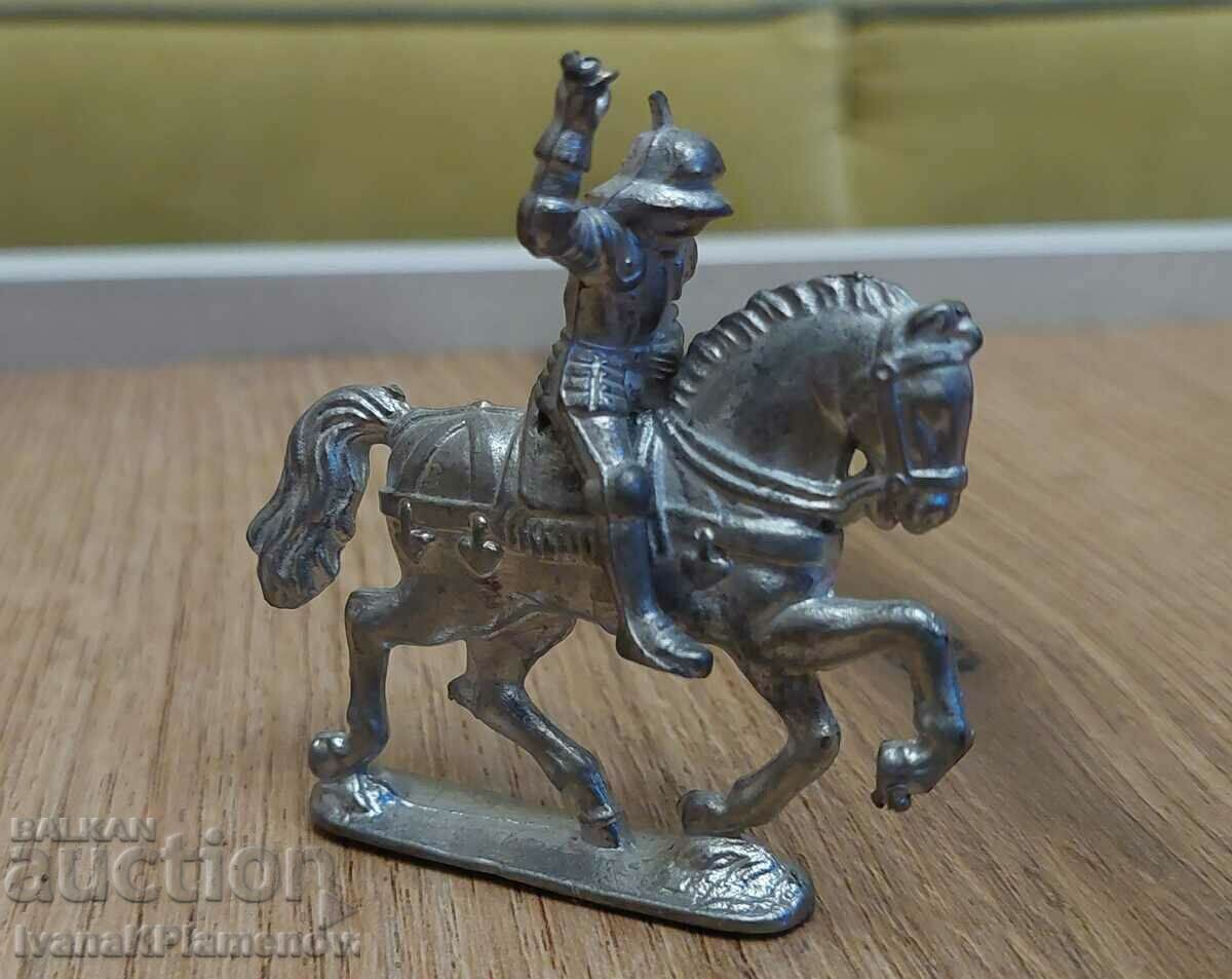 A lead figurine for collectors