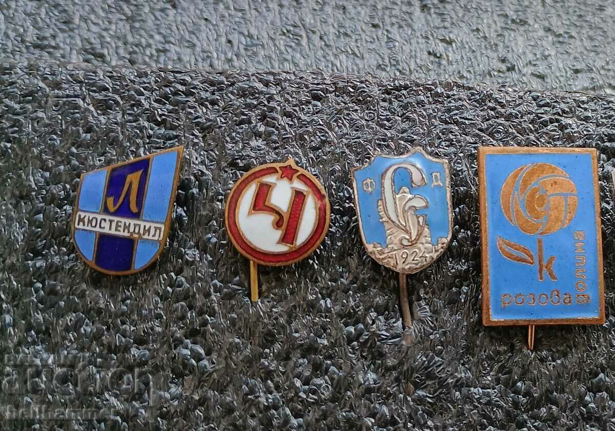 Bulgarian football badges with price 30.00 BGN | € 15.34 Bulgarian football badges with price 30.00 BGN | € 15.34