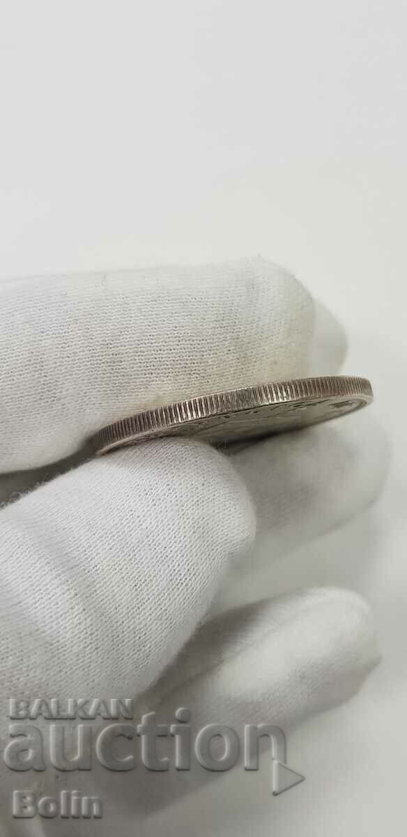 Delivery of Rare 1 Peso Silver Coin - Cuba 1933 Delivery of Rare 1 Peso Silver Coin - Cuba 1933