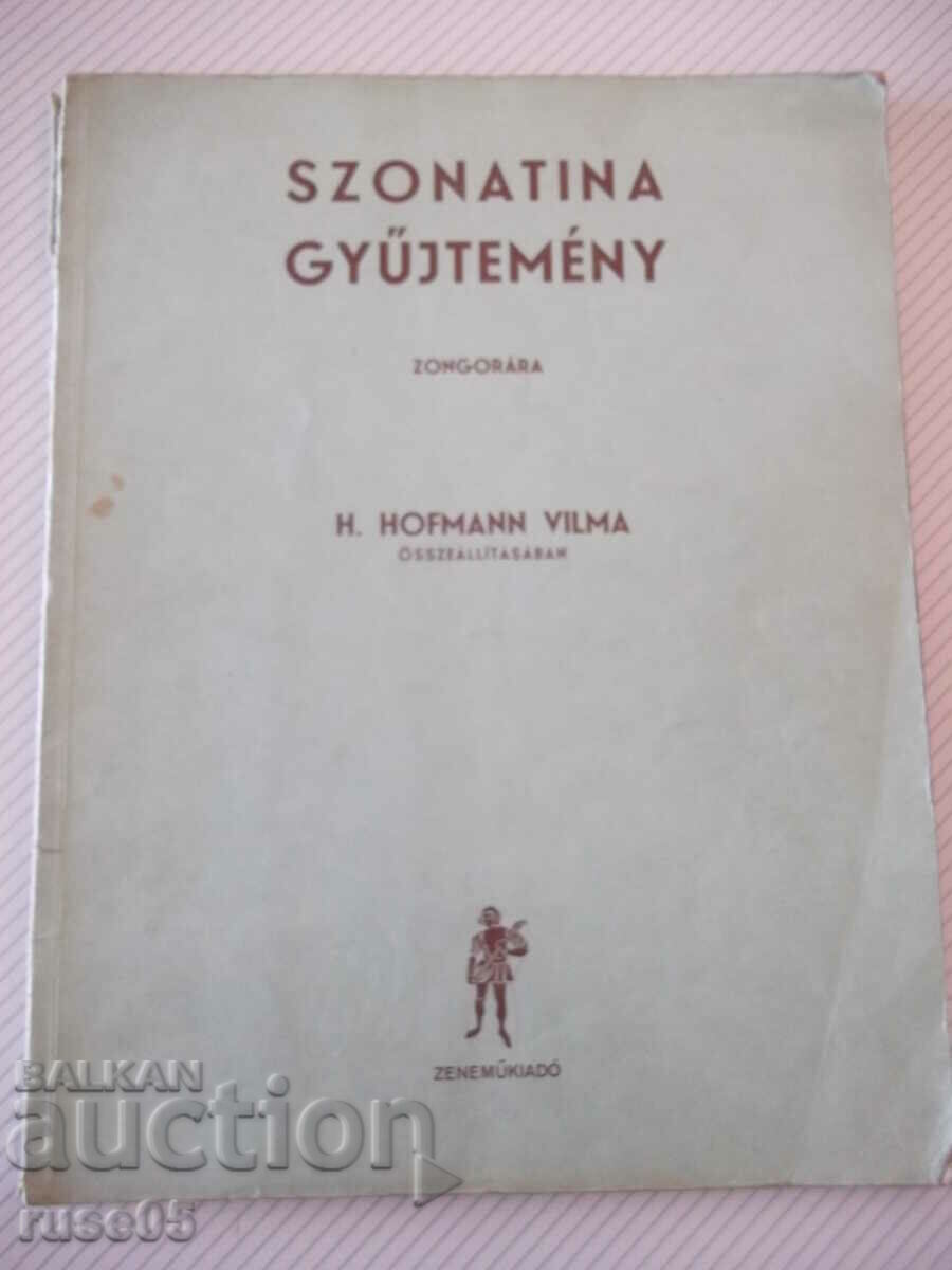 Note „SZONATINA GYŰJTEMÉNY” - 136 pagini.