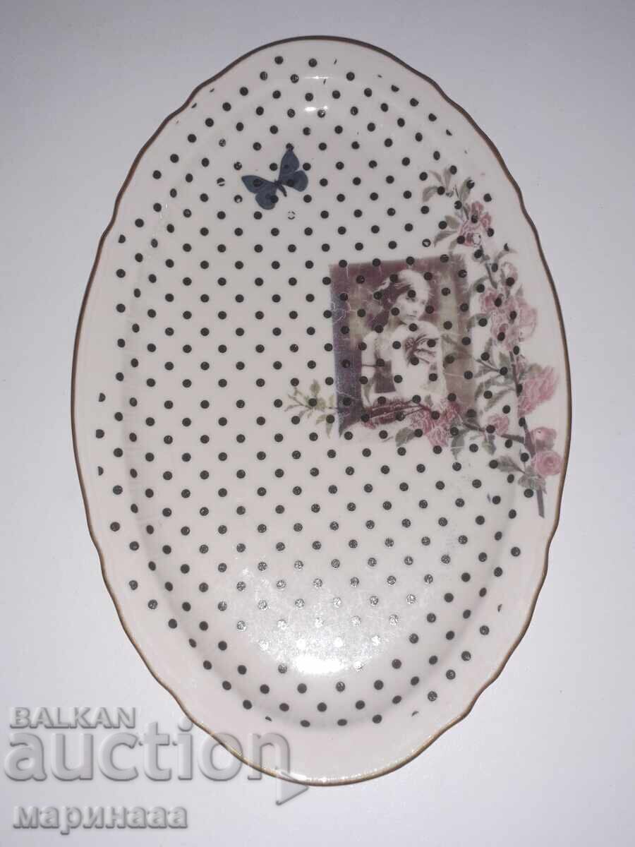 PLATEAU. PORCELAIN. SWITZERLAND