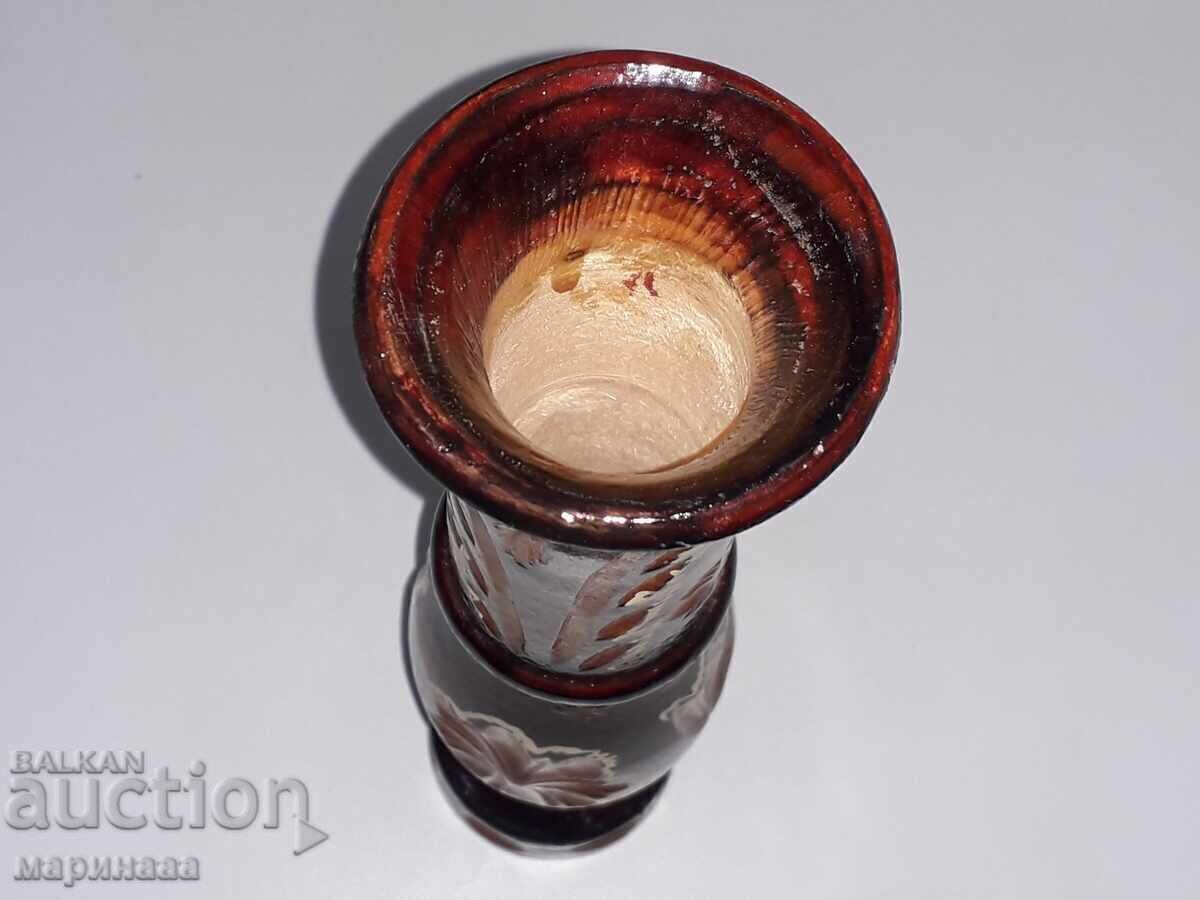 Auction OLD VASE. WOOD CARVING Auction OLD VASE. WOOD CARVING