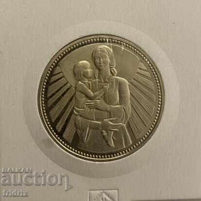 Bulgaria 2 leva Mother with child / Bulgaria 2 leva 1981 with price 9.00 BGN | € 4.60 Bulgaria 2 leva Mother with child / Bulgaria 2 leva 1981 with price 9.00 BGN | € 4.60