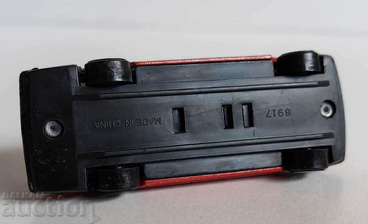 . 1970s FIRE TRUCK IRON UNUSED PERFECT - 6 . 1970s FIRE TRUCK IRON UNUSED PERFECT - 6