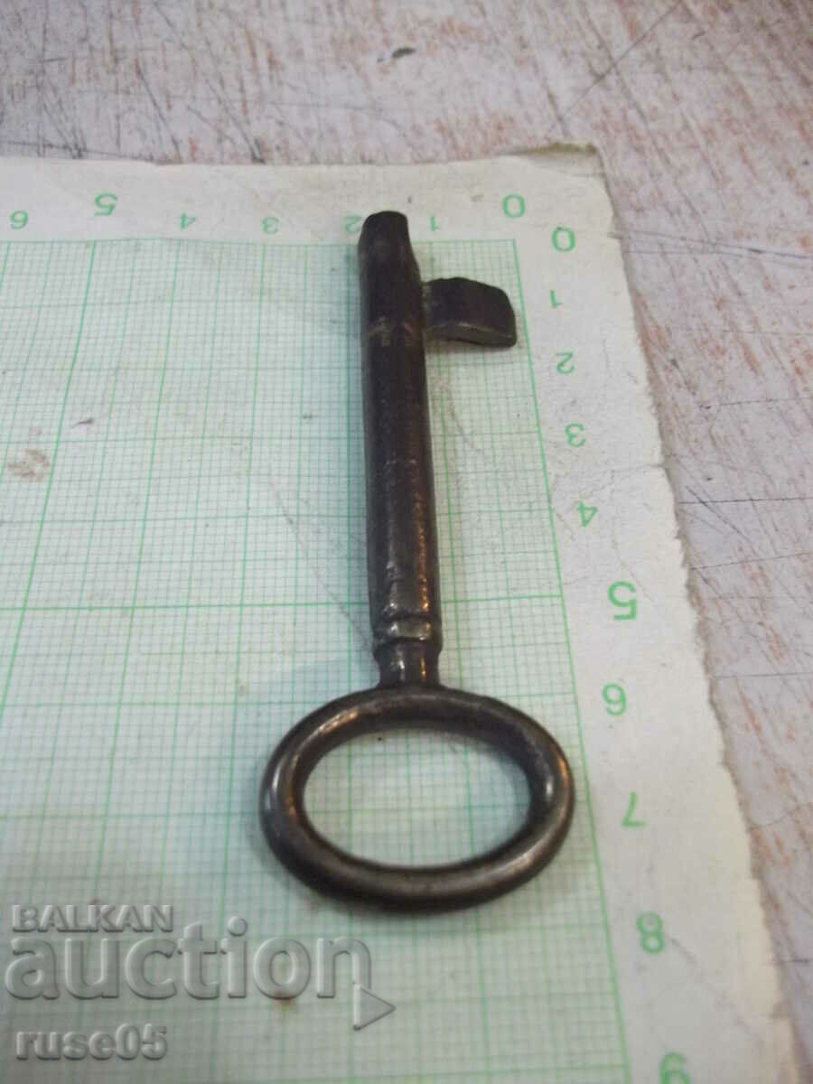 Auction Old key for a lock - 4 Auction Old key for a lock - 4