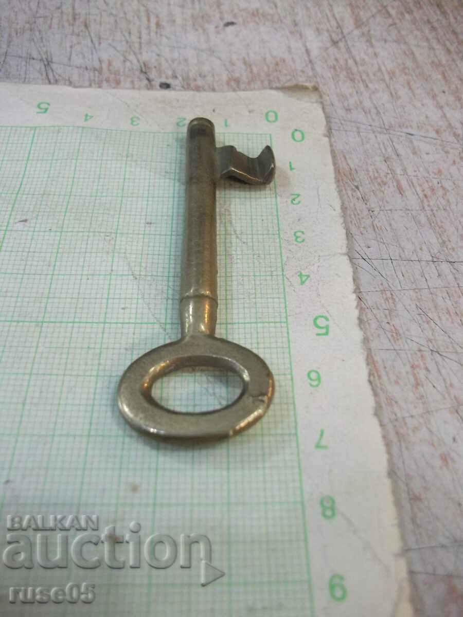 Παράδοση Παλιό χάλκινο κλειδί για κλειδαριά - 2 Παράδοση Παλιό χάλκινο κλειδί για κλειδαριά - 2