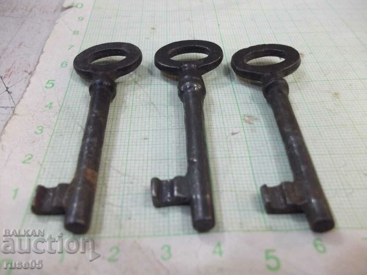 Lot of 3 pcs. old key for lock - 6 Lot of 3 pcs. old key for lock - 6