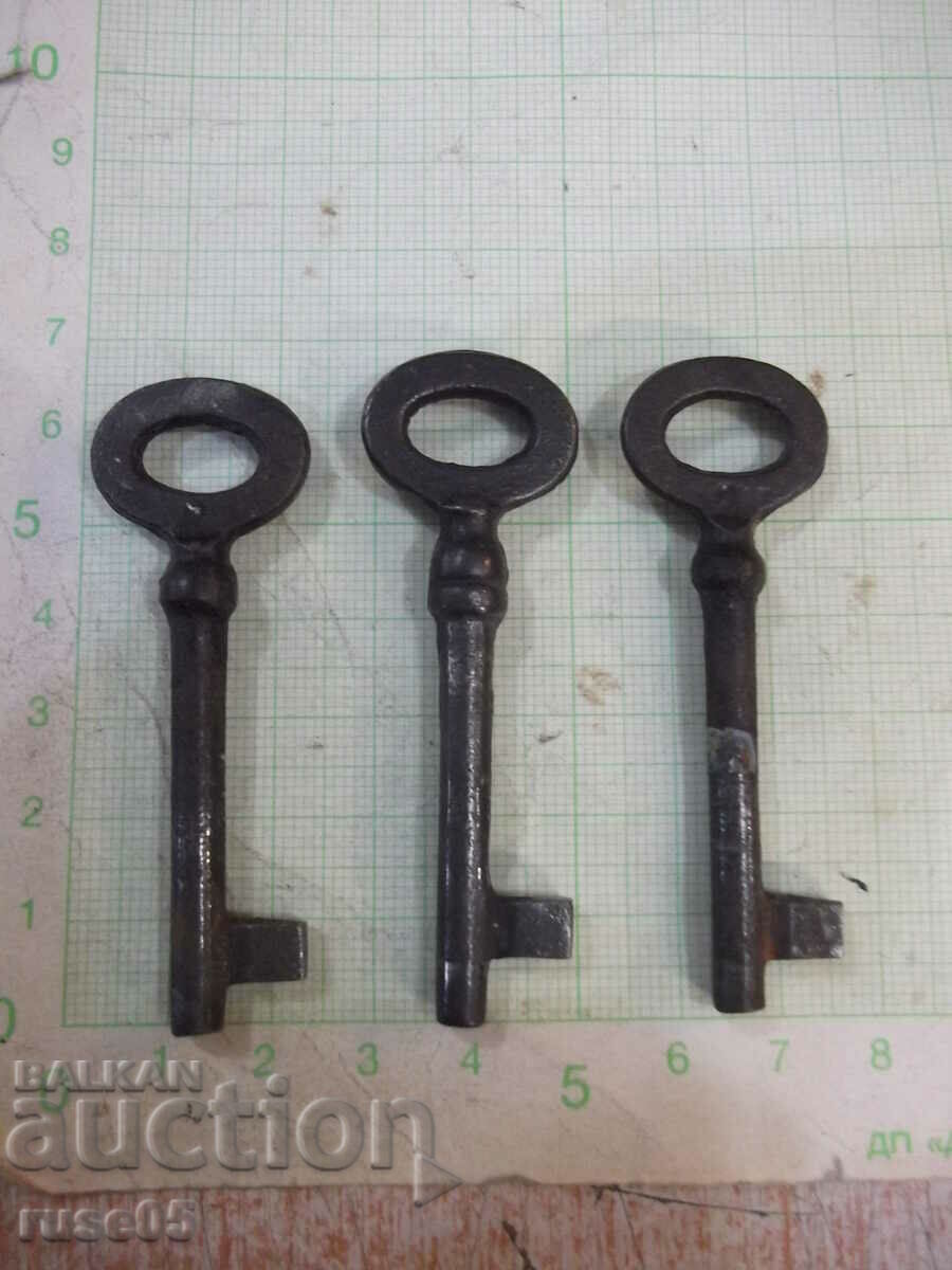 Lot of 3 pcs. old key for lock - 7 Lot of 3 pcs. old key for lock - 7