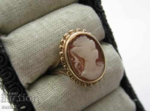 Auction OLD GOLD 9 CARAT VICTORIAN CAMEO RING Auction OLD GOLD 9 CARAT VICTORIAN CAMEO RING