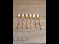 6 coffee spoons with gold plating!