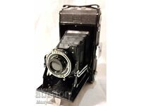 Old "Zeiss ikon" bellows camera.