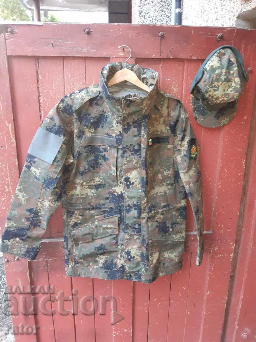 Military camouflage uniform - jacket and hat - BA