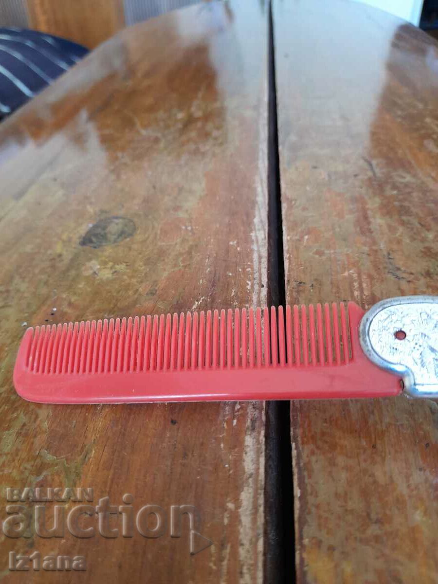 Delivery of Old comb, comb Delivery of Old comb, comb