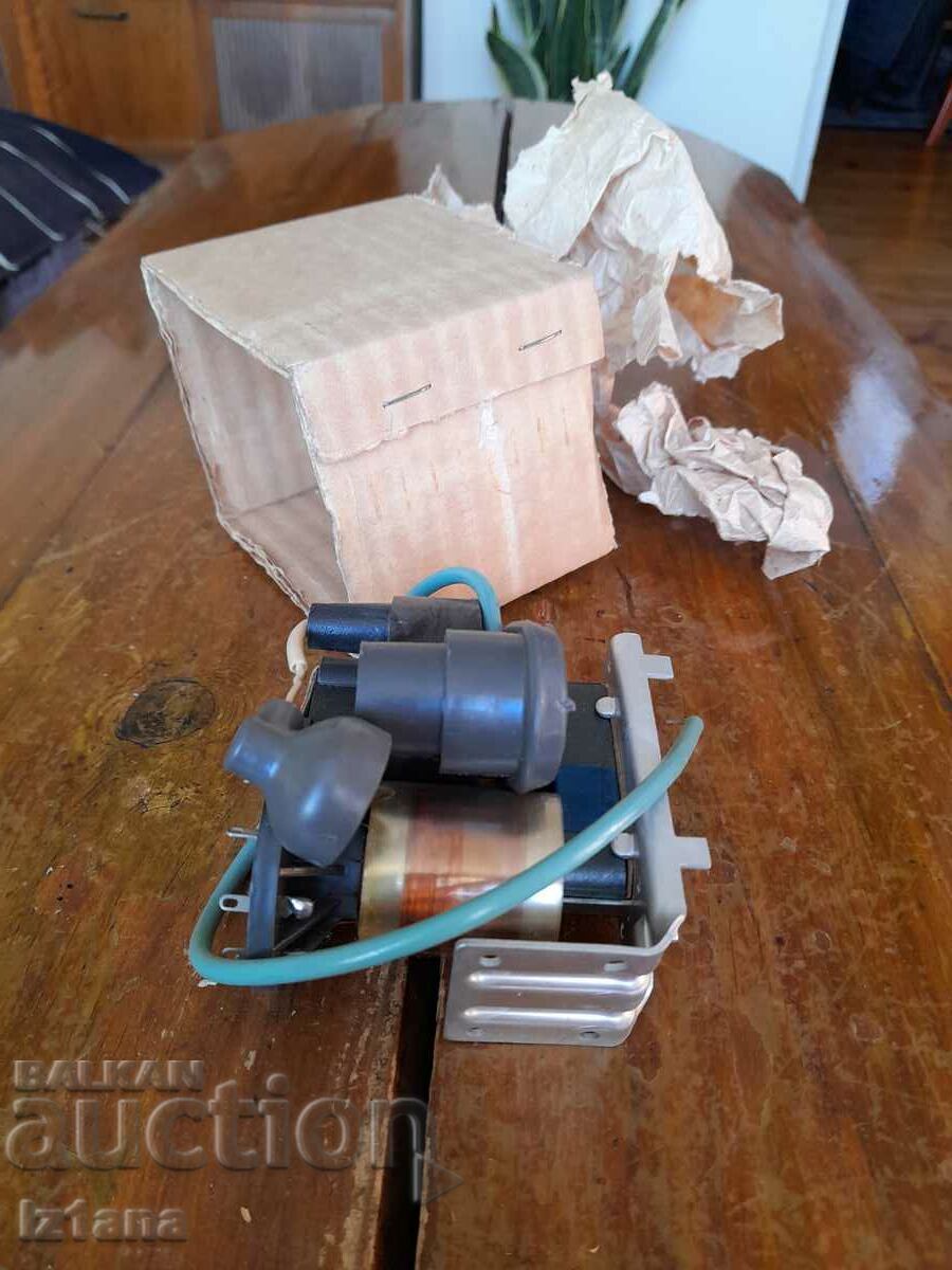 Old THO, TVS-110L transformer with price 37.00 BGN | € 18.92 Old THO, TVS-110L transformer with price 37.00 BGN | € 18.92