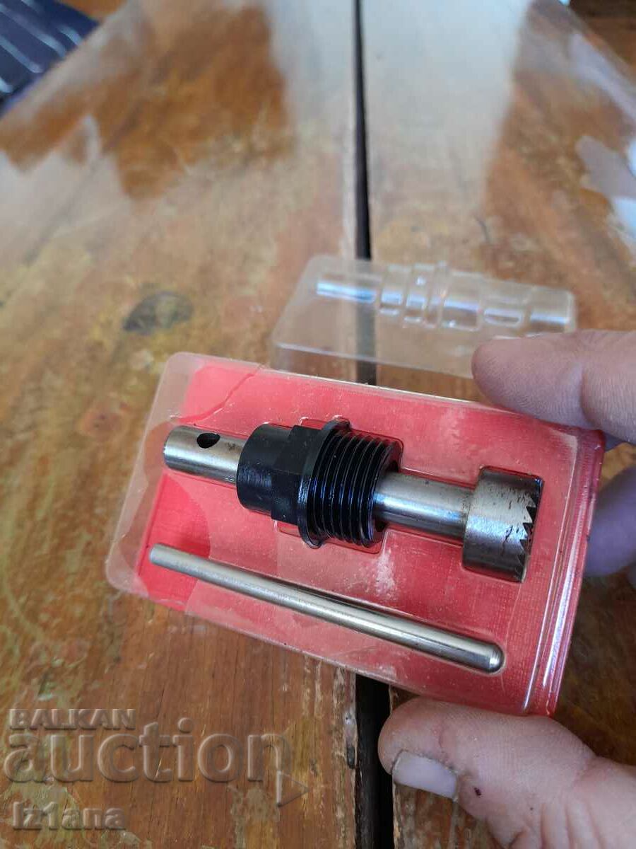 Zenkovka veche pentru curățarea supapelor și mixerelor cu preț 55.00 BGN | € 28.12 Zenkovka veche pentru curățarea supapelor și mixerelor cu preț 55.00 BGN | € 28.12