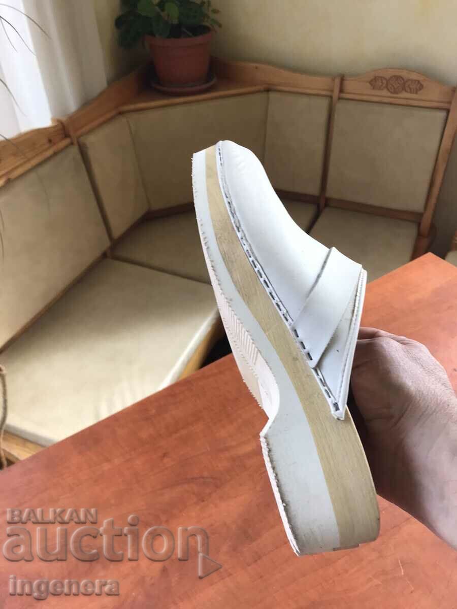 Saboti medical LEMN PIELE Nr 44 PENTRU MEDICI - 6