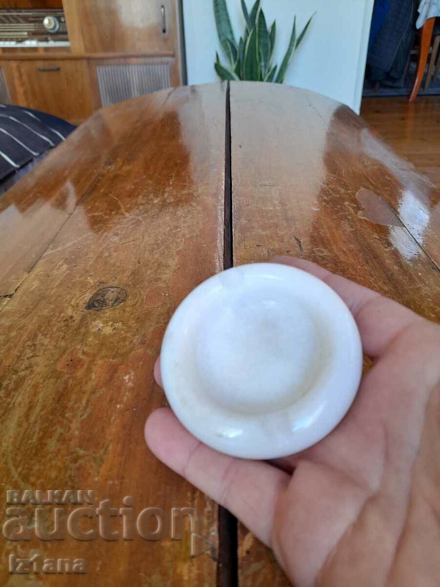 Licitație Scrumiera veche din marmură