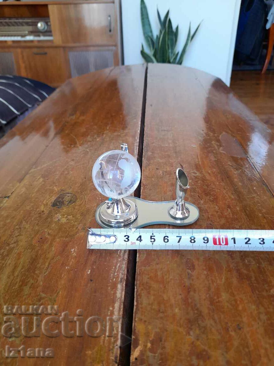 Old souvenir pen stand, globe with price 32.00 BGN | € 16.36