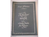 Sheet music "Kindermusik - Sergej Prokofjew" - 24 pages.