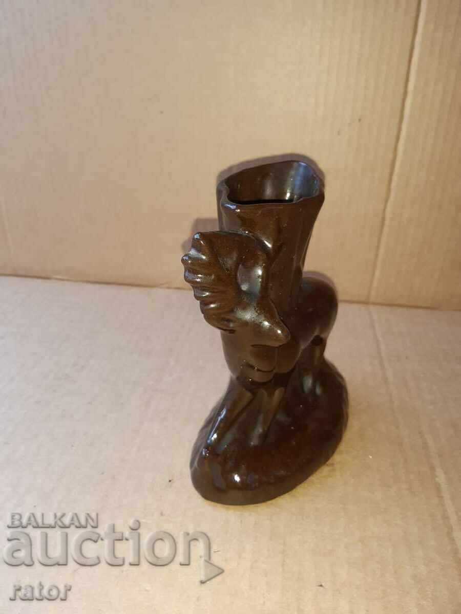 Стара фигура , ваза - елен . Троянска керамика , соц с цена 12.00 лв. | € 6.14 Стара фигура , ваза - елен . Троянска керамика , соц с цена 12.00 лв. | € 6.14