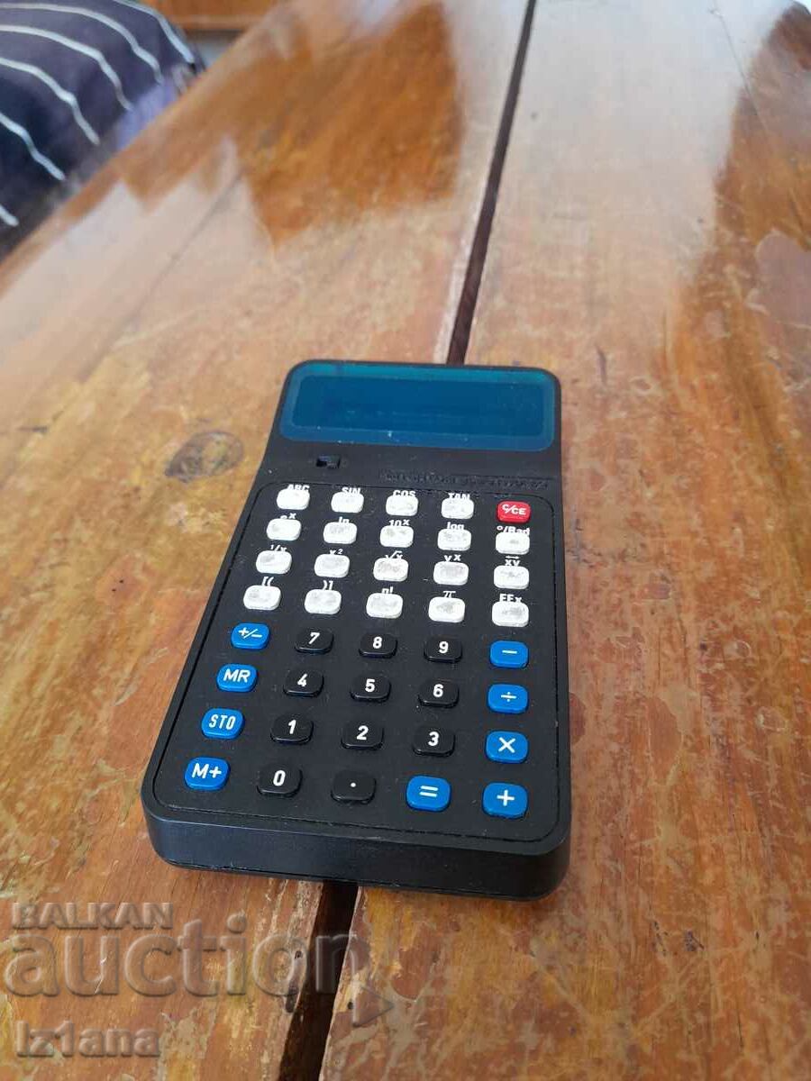 Un vechi calculator Interton Electronic