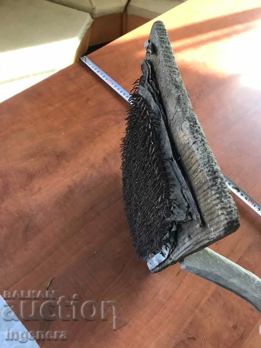 HAND WOOL PICKER ANTIQUE TOOL DARAK WOOD - 6 HAND WOOL PICKER ANTIQUE TOOL DARAK WOOD - 6