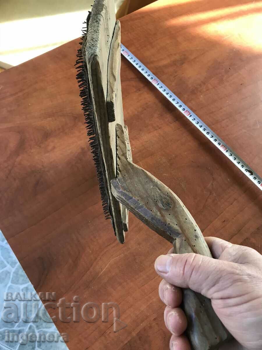 Livrarea CULEGATOR DE LÂNĂ DE MÂNĂ UNAL ANTIC LEMN ÎNCHIS Livrarea CULEGATOR DE LÂNĂ DE MÂNĂ UNAL ANTIC LEMN ÎNCHIS