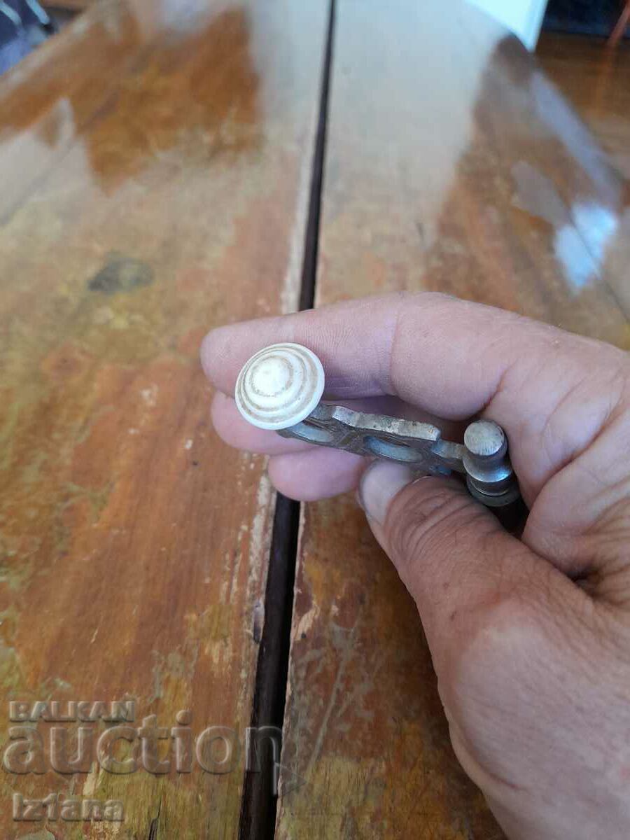 Delivery of Old samovar faucet Delivery of Old samovar faucet