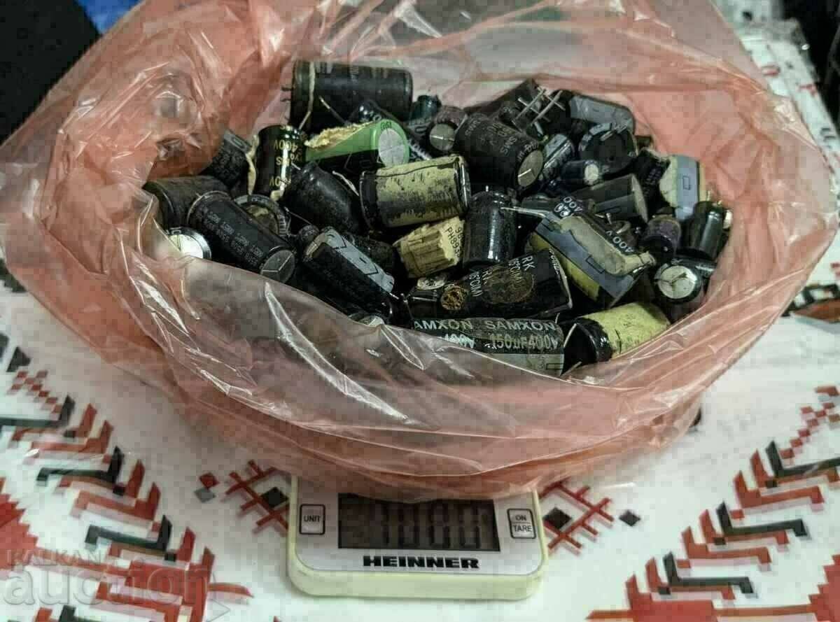 1 kg capacitors (For scrap). BZC