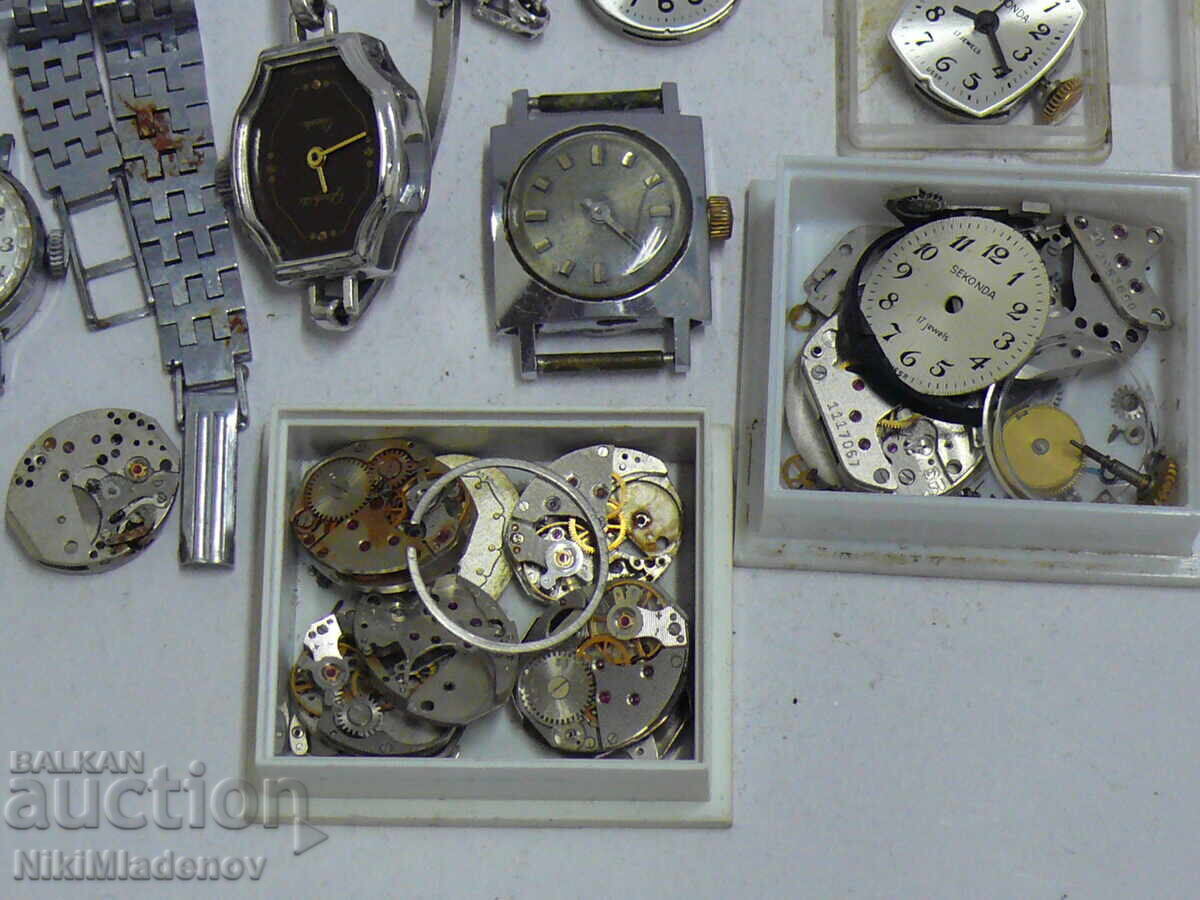 Auction Lot of ladies' ZARIA and CHAIKA wristwatches and other parts Auction Lot of ladies' ZARIA and CHAIKA wristwatches and other parts