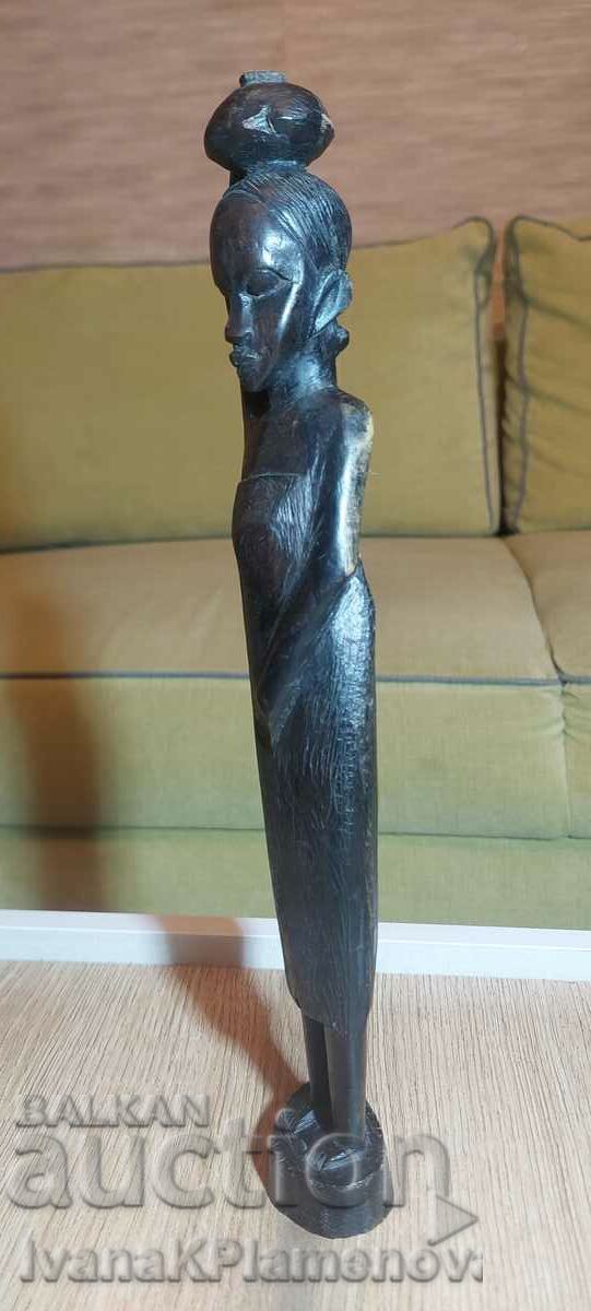Auction Wood carving Africa massif height 32 cm Auction Wood carving Africa massif height 32 cm