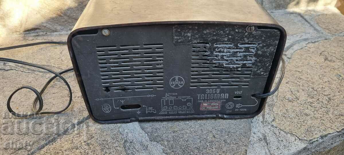 Old Bakelite Tesla Radio - 5 Old Bakelite Tesla Radio - 5