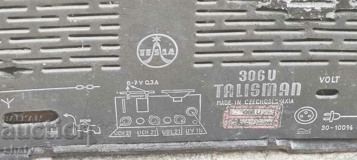 Old Bakelite Tesla Radio - 6 Old Bakelite Tesla Radio - 6