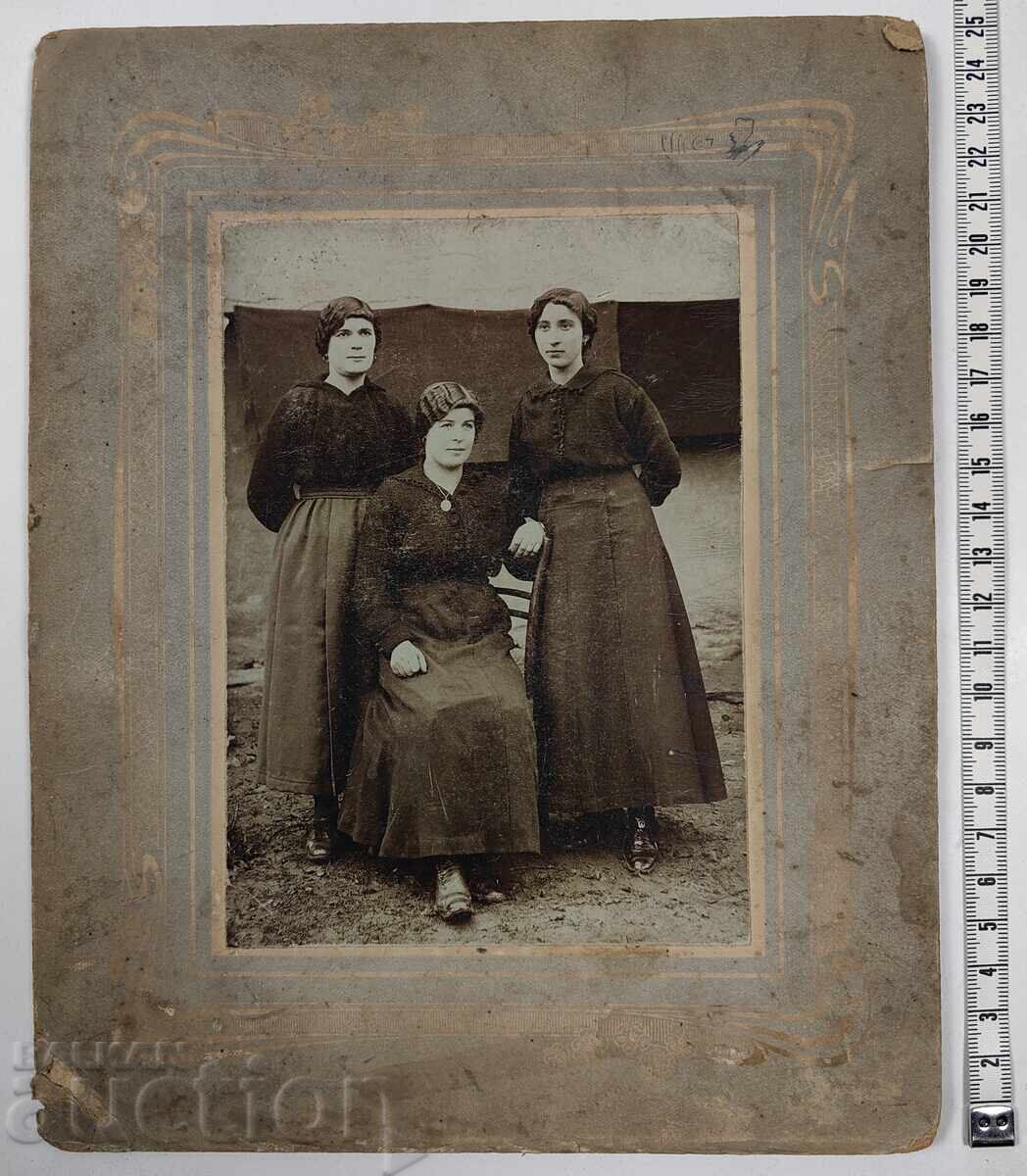 . СТАРА СНИМКА ФОТОГРАФИЯ КАРТОН . СТАРА СНИМКА ФОТОГРАФИЯ КАРТОН