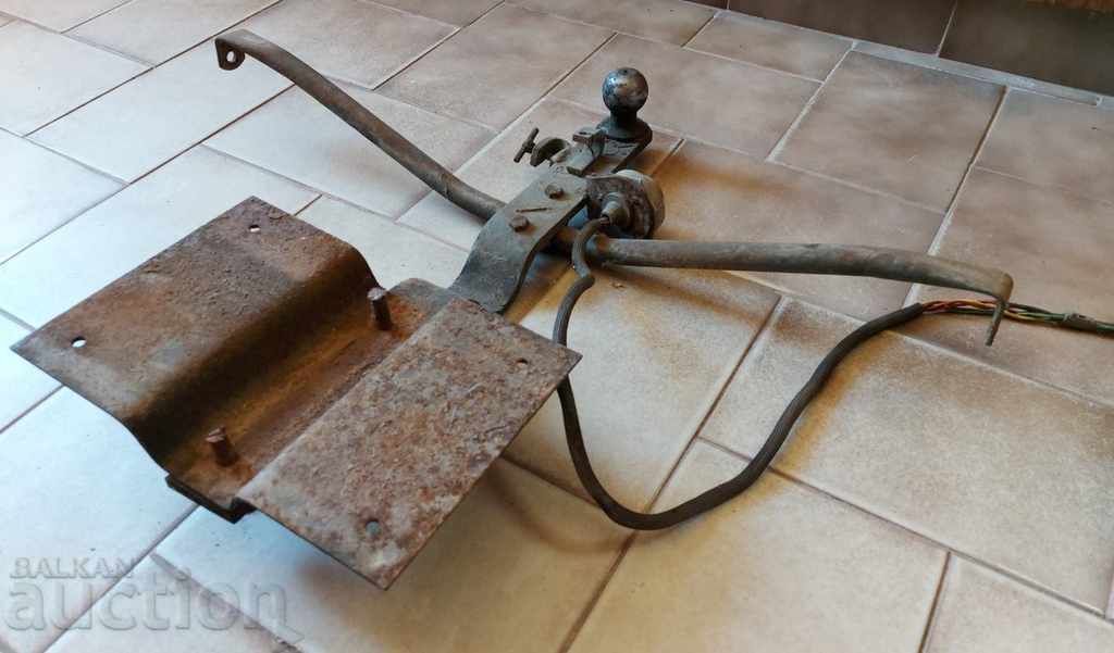 . OLD CAR TOWER . OLD CAR TOWER