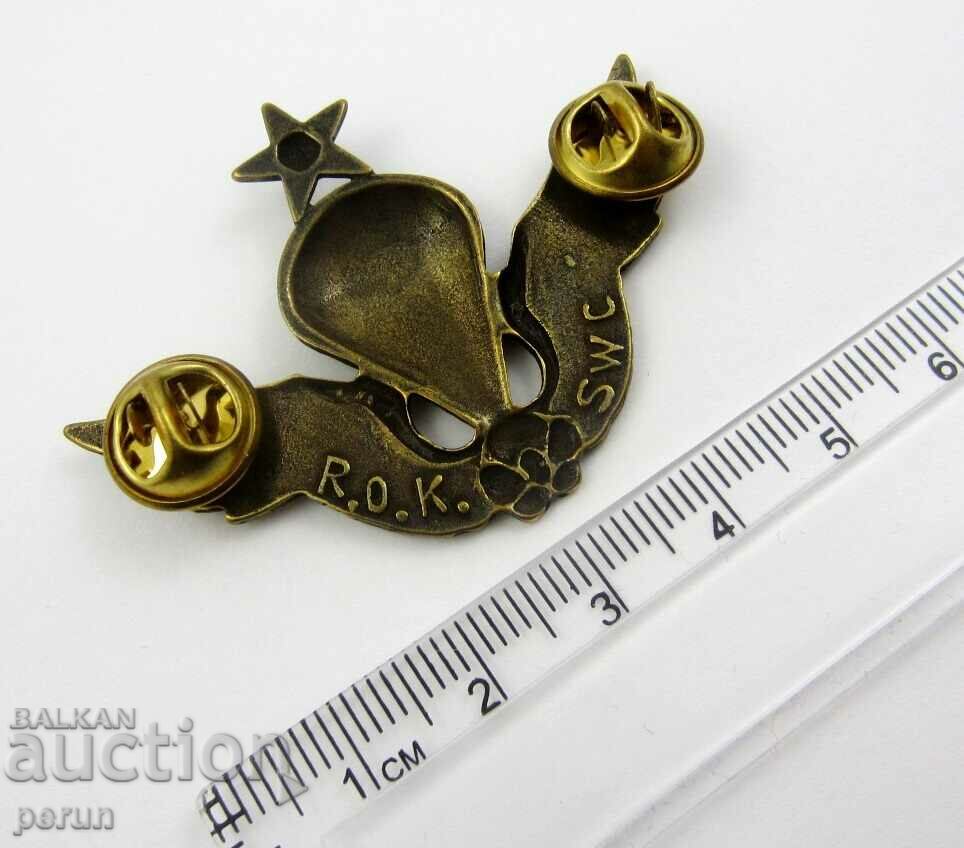 Auction Parachute Badge-Paratroopers-Korea-Instructor Spec Auction Parachute Badge-Paratroopers-Korea-Instructor Spec