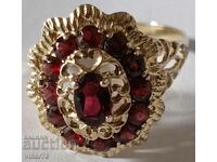 Old gold ring 8 carat- 333 with garnets