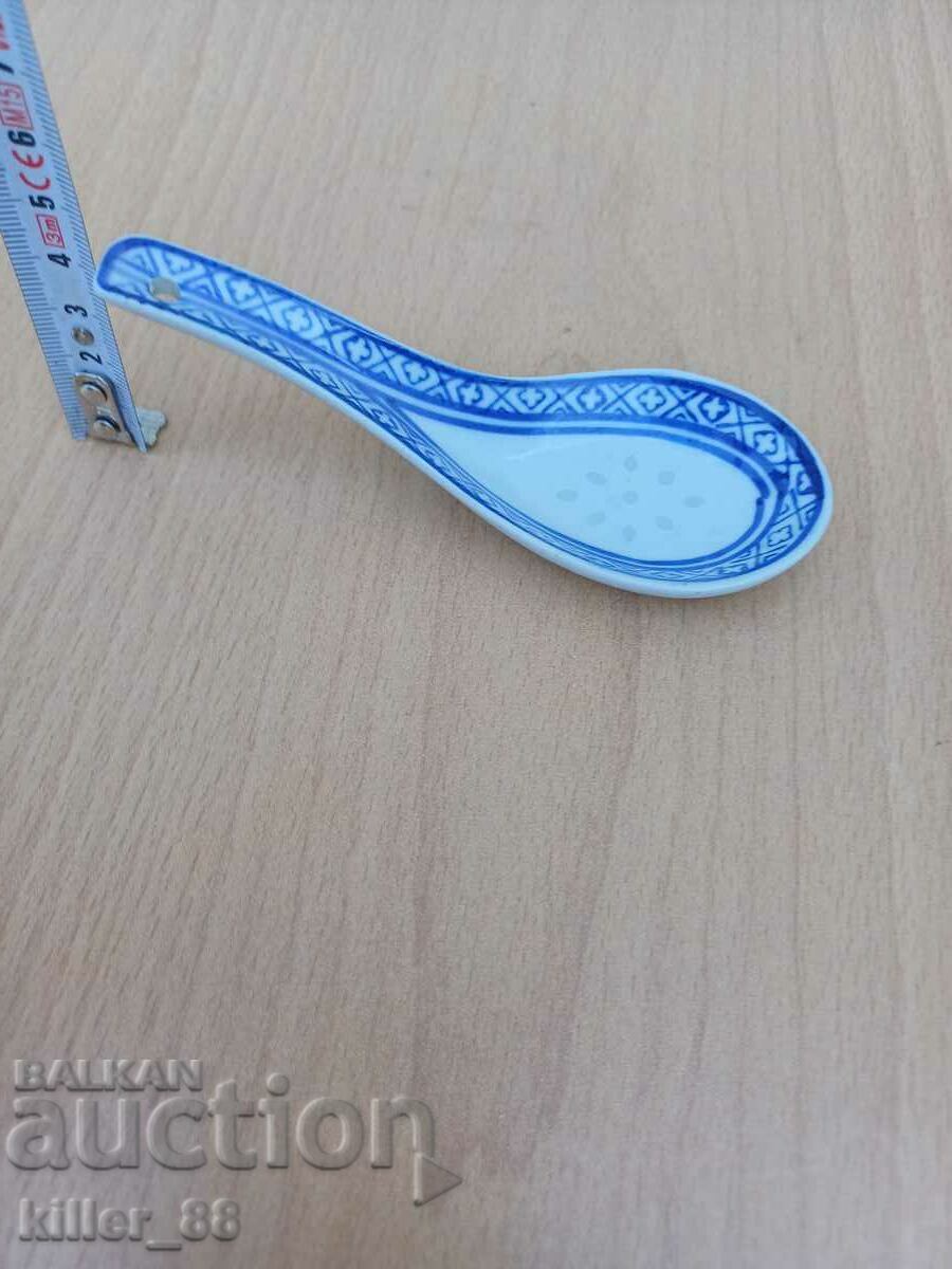 Доставка на Лъжичка от китайски оризов порцелан Доставка на Лъжичка от китайски оризов порцелан