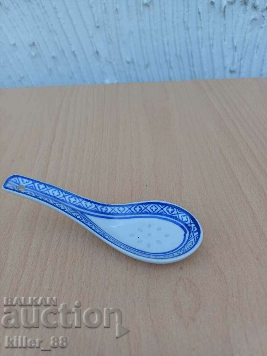 Chinese rice porcelain spoon