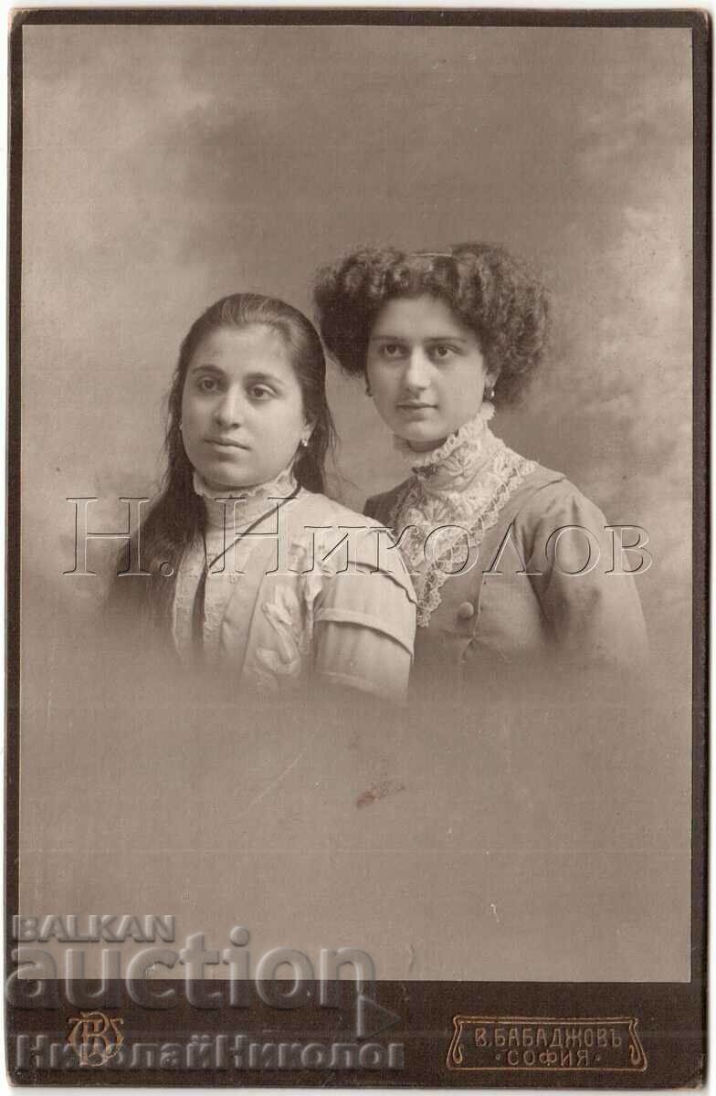 OLD PHOTO CARDBOARD SOFIA TWO YOUNG WOMEN PHOTO BABAJOV D212