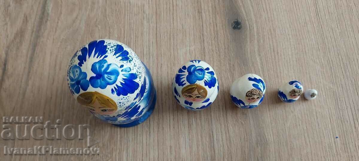 Licitație Păpuși matrioșca 5 piese pentru colecționari