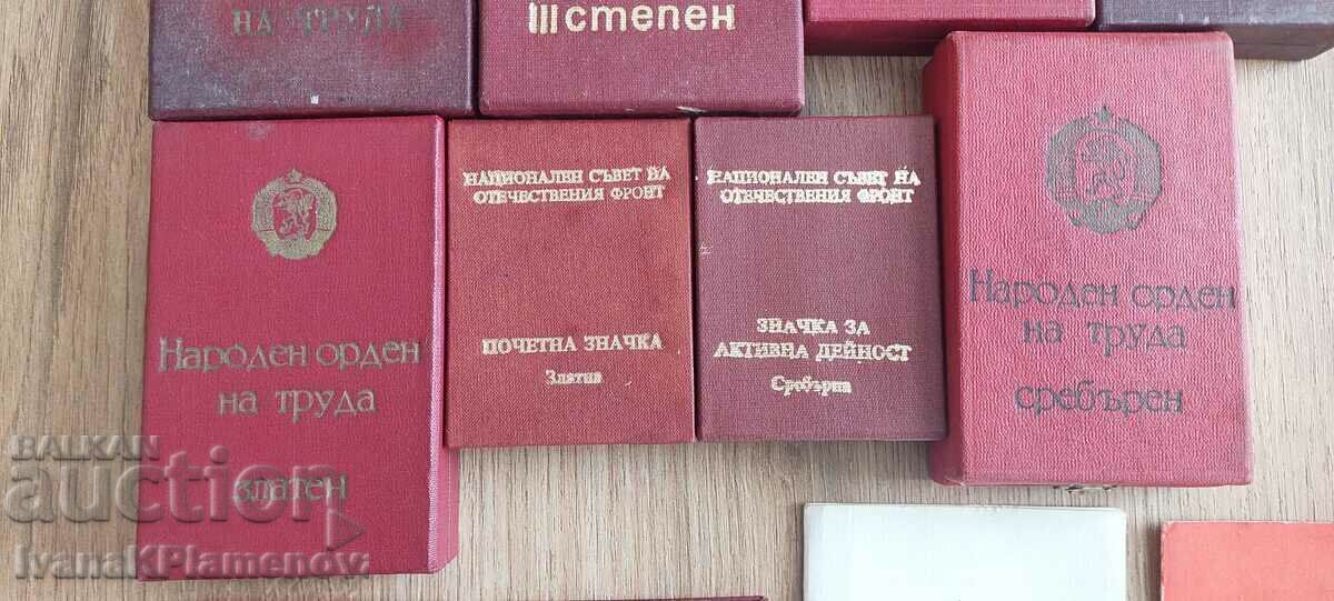 Auction Boxes and certificates of orders for collectors Auction Boxes and certificates of orders for collectors