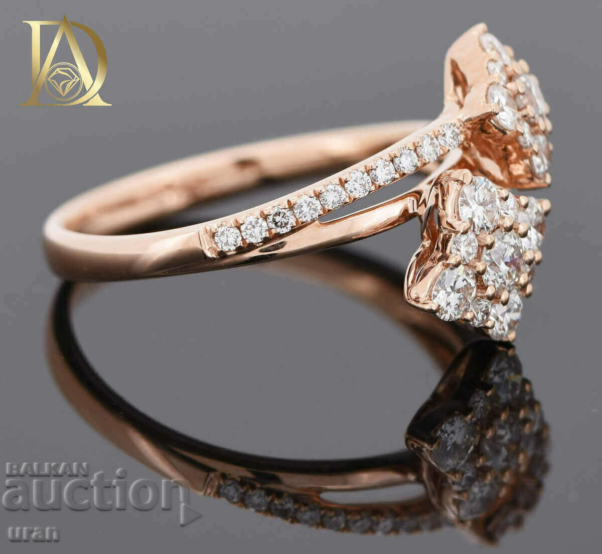 Livrarea Inel de aur nou cu diamante naturale de 0,69 ct