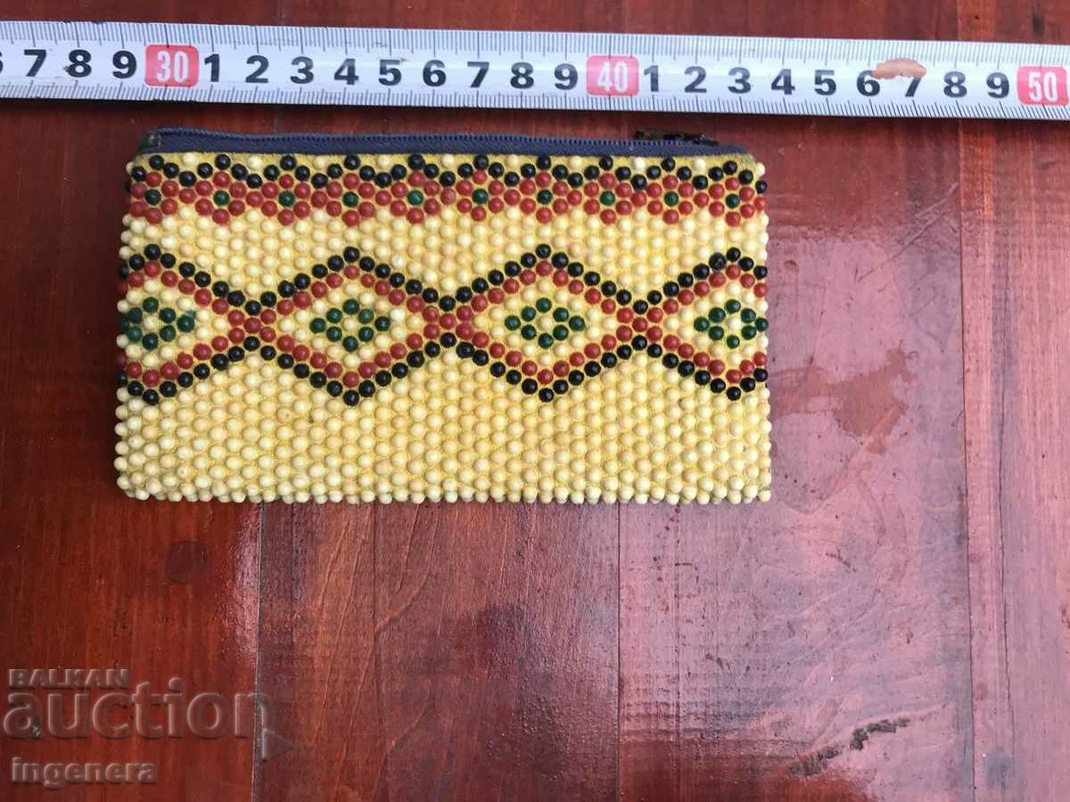 Auction KESIA PURSE PORTFOLIO BEADS FROM SOCA Auction KESIA PURSE PORTFOLIO BEADS FROM SOCA